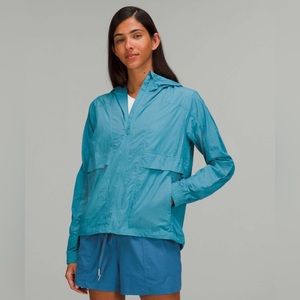 Lululemon Hood Lite Packable Windbreaker Jacket Crest Blue
